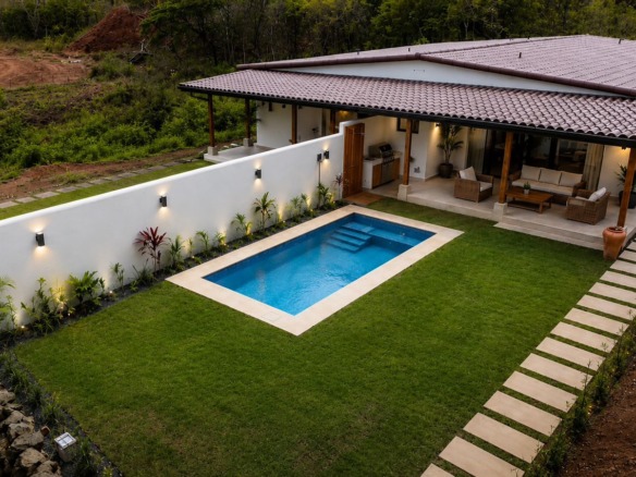 Two-family residential project in Venao – only 1 left🎺