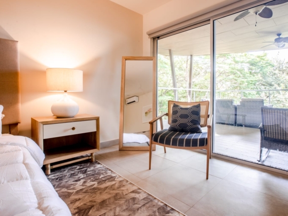 Beachfront Oasis · 2BR Villa Marina