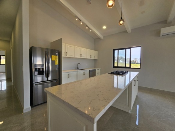 🐚New Ocean-View Home Move-In Ready