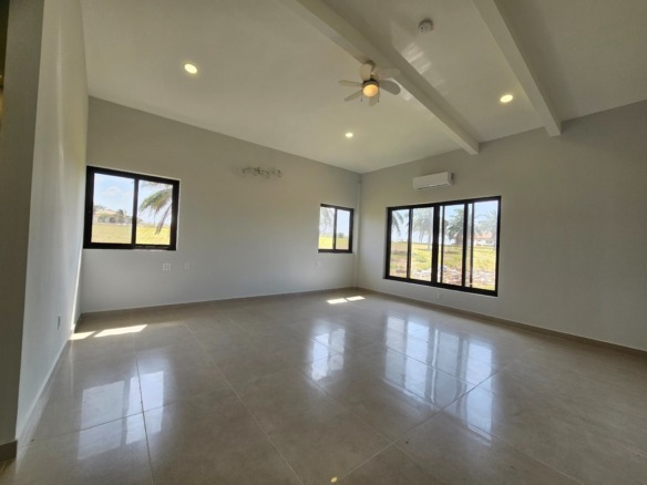 🐚New Ocean-View Home Move-In Ready