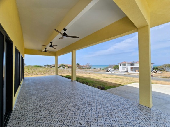 🐚New Ocean-View Home Move-In Ready