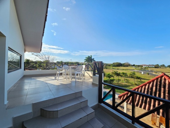 🐚Ocean view villa for sale in gated community