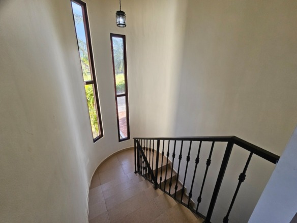 🐚Ocean view villa for sale in gated community