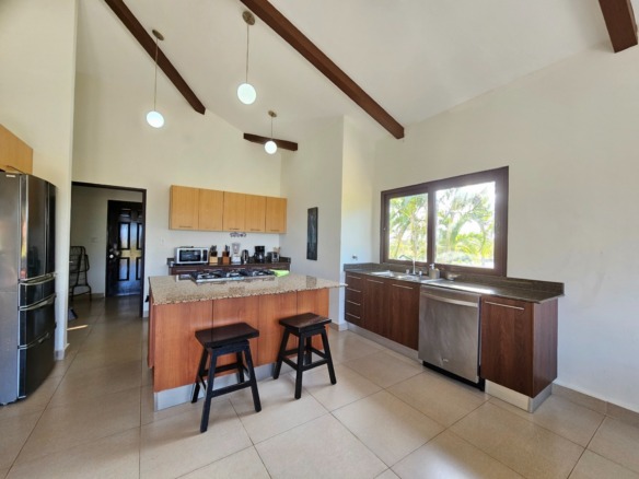 🐚Ocean view villa for sale in gated community