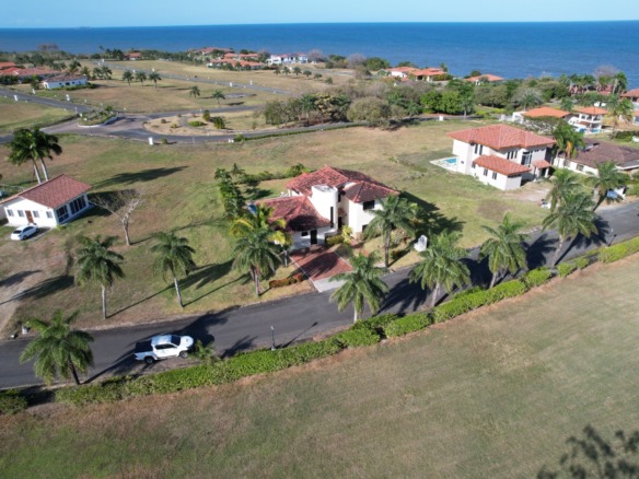 🐚Ocean view villa for sale in gated community