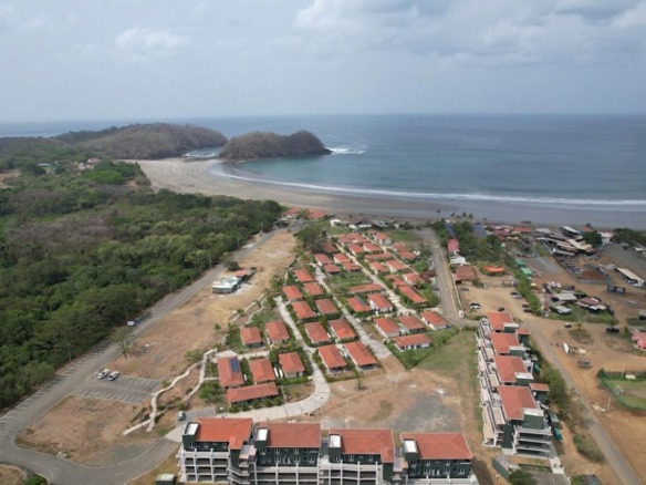 🐚Blue 1 bedroom house for sale