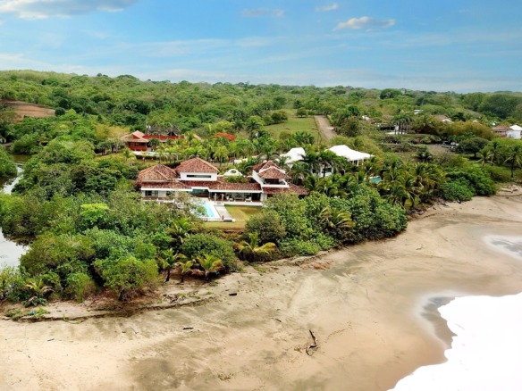 🐚Pedasi luxury 6 bedrooms Beachfront villa