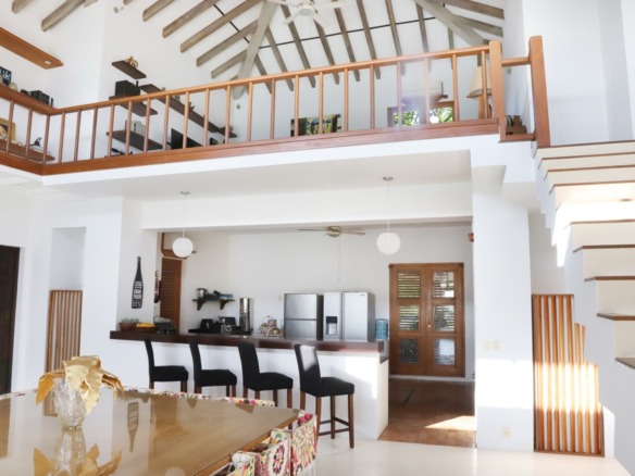 🐚Pedasi luxury 6 bedrooms Beachfront villa