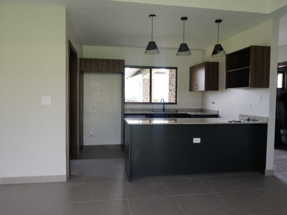 🐚Modern New Home Model Daisy Gated Community