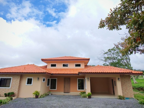 🐚Furnished Home Equestrian Community Boquete