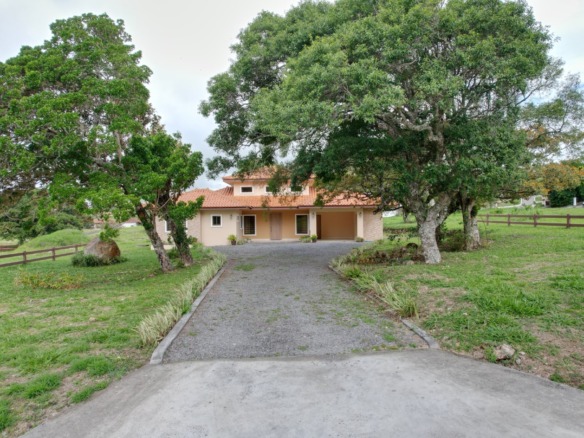 🐚Furnished Home Equestrian Community Boquete