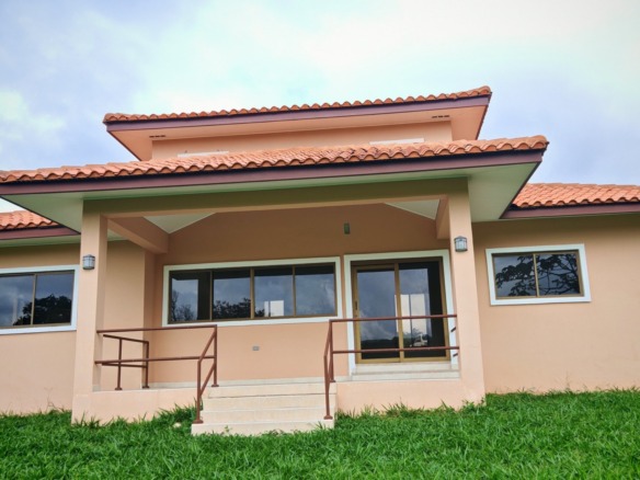 🐚Move In Ready Home Equestrian Community Boquete
