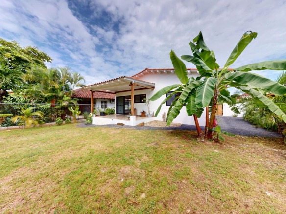  🐚Owner Finance Quality Home In Town