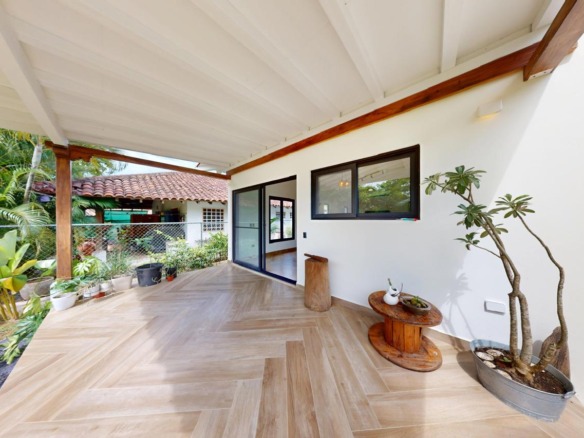 🐚Owner Finance Quality Home In Town