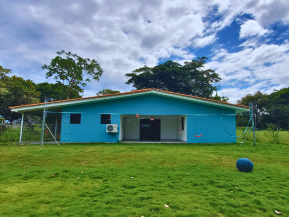 🐚Energy-Efficient Solar Home in Pedasí